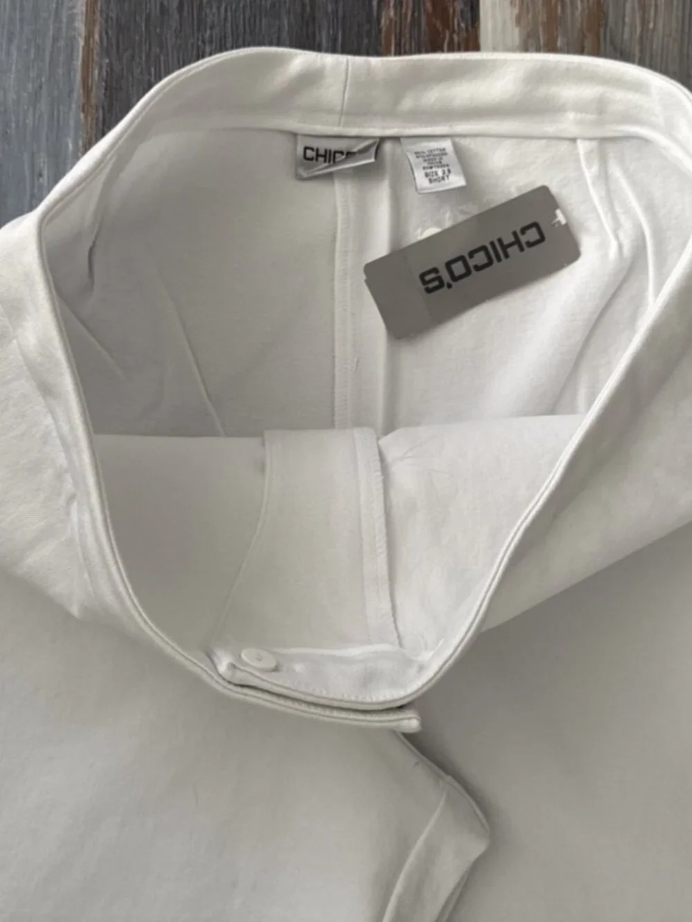 Chicos Wide Leg Stunning Stretch Pants Womens 2.5 Short White Takara Chino NEW - Picture 4 of 9